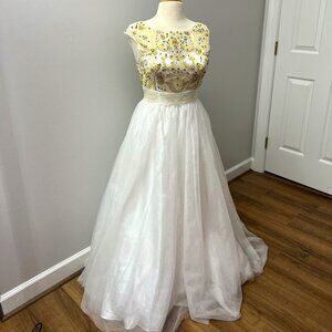 Alyce Paris Jewel Crystal White Tulle Chiffon full Ballgown Evening Dress Sz 10